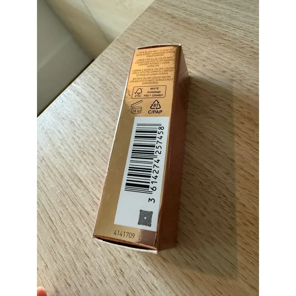$40 Valentino Liquirosso 100R Roman Grace Lip & Blush Matte